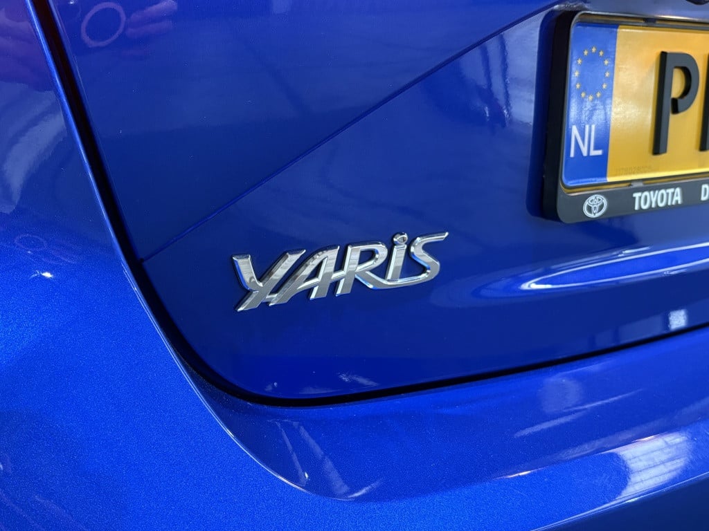 Toyota Yaris 1.5 hybrid executive