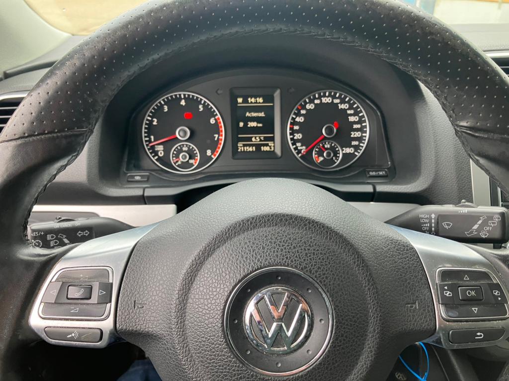 Volkswagen Scirocco 1.4 tsi highline navi