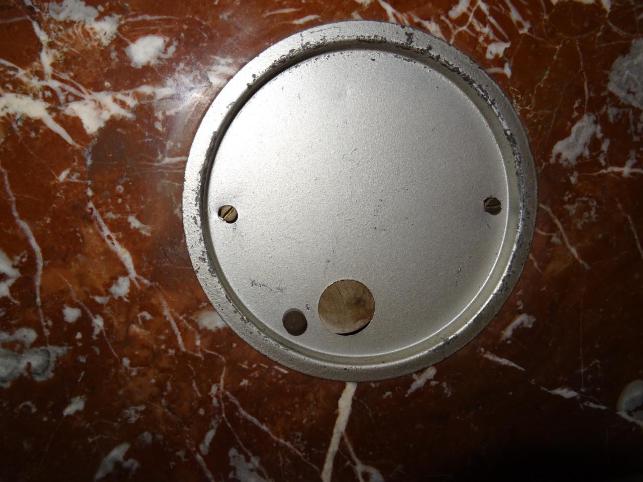 Te koop mooi schouwstel marmer uit boedel