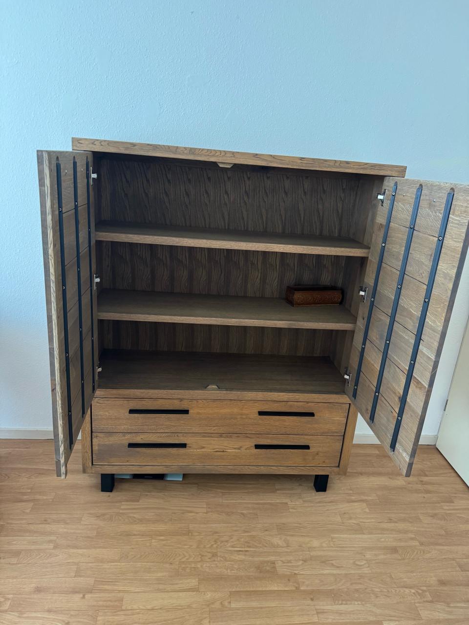 Kast