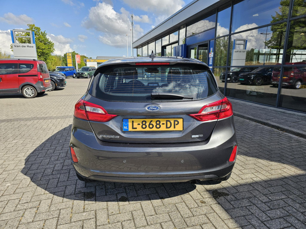 Ford Fiesta 1.0 ecoboost hybrid titanium