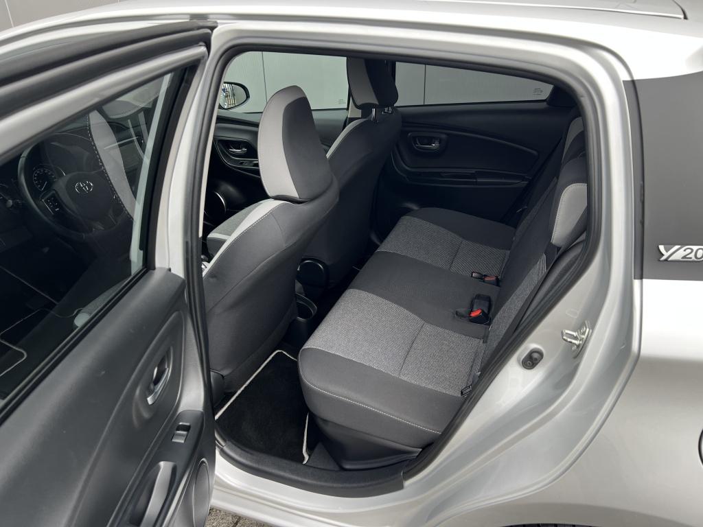 Toyota Yaris 1.5 hyb. dynamic