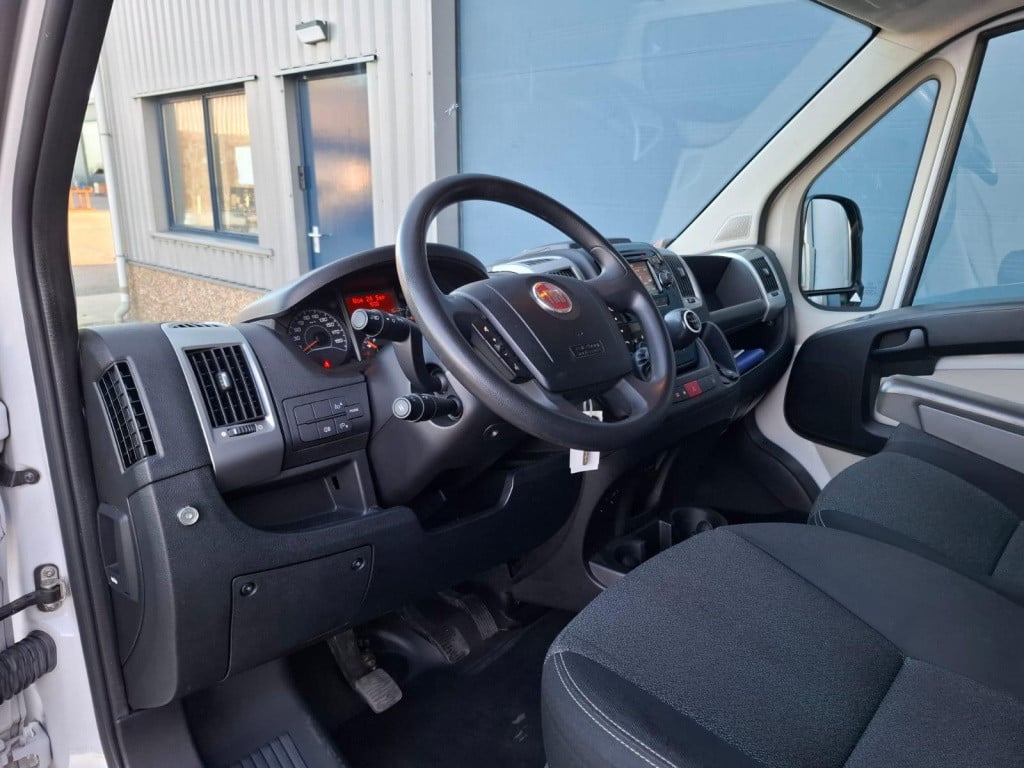 Fiat Ducato 33 2.3 multijet l2h2 airco / cruise controle / navi / n.a.p / 3