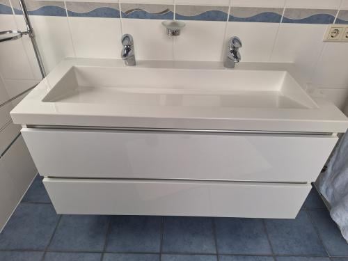 Dubbele wastafel  met lade kast te koop