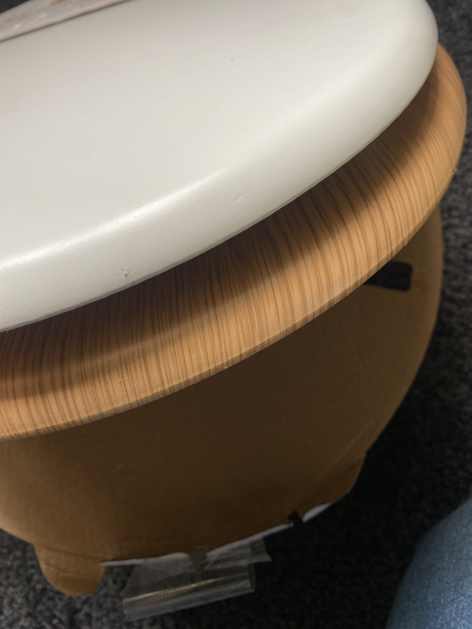 Nieuwe wc-bril hout