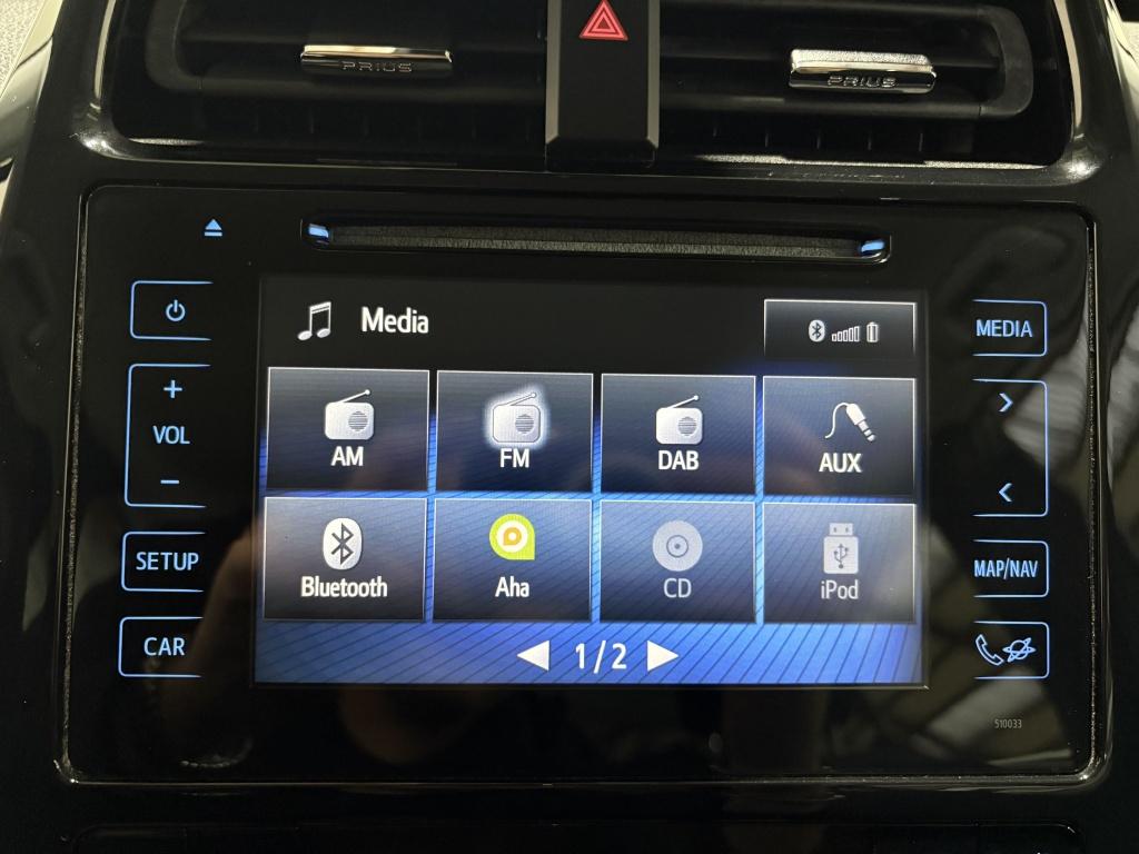 Toyota Prius 1.8 first edition | camera | bsm | pdc |