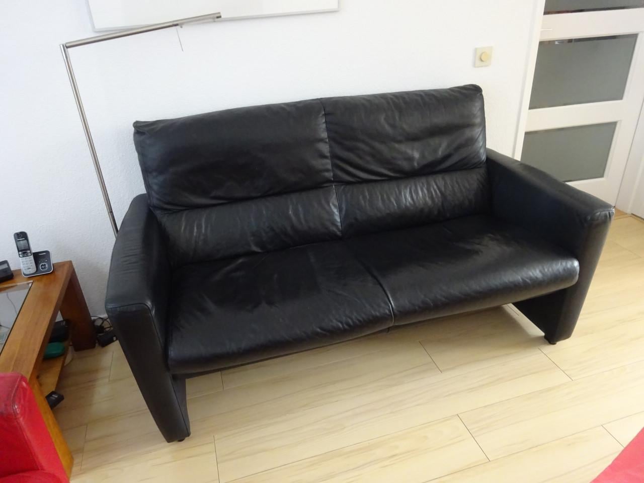 Gratis 2 banken en 2 fauteuils
