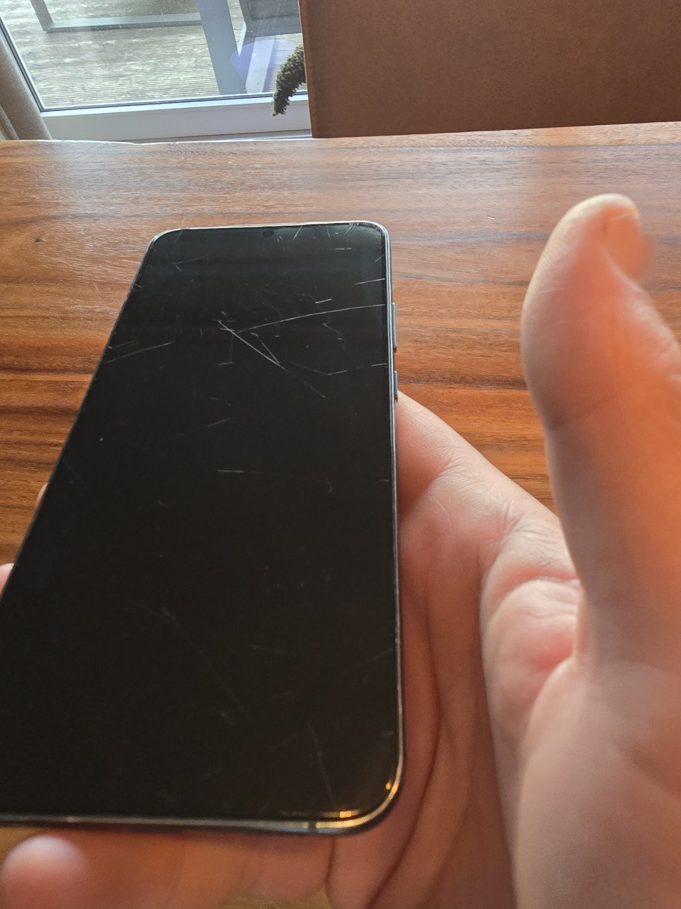 Samsung s22 plus 'gereserveerd'