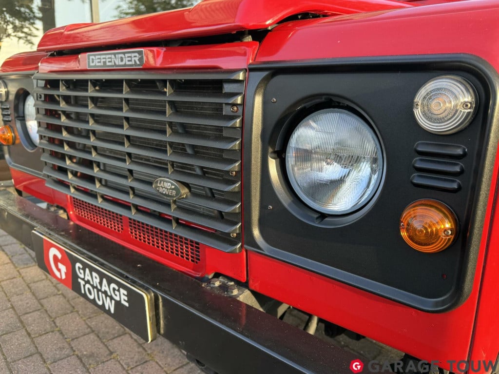 Land Rover Defender 2.5 td5 110" hard top
