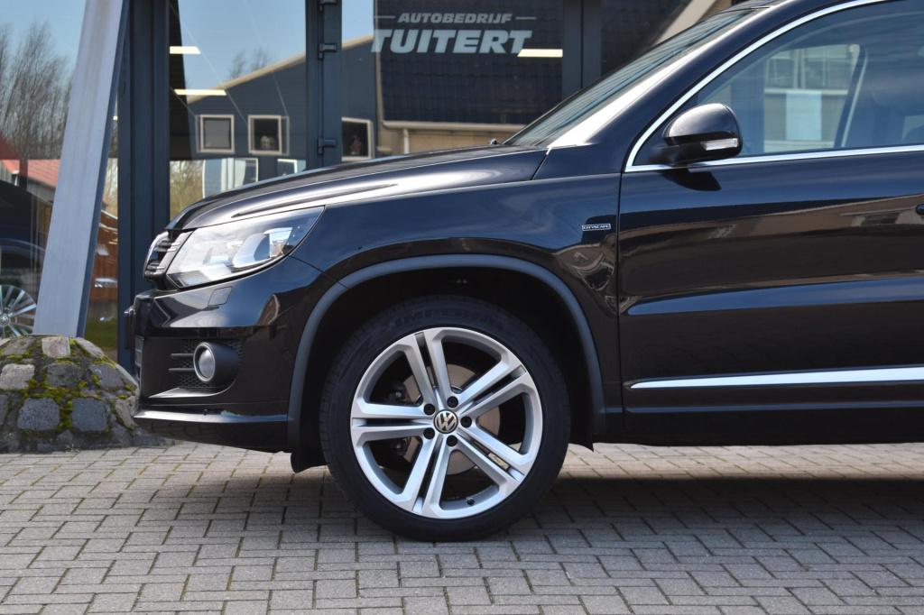 Volkswagen Tiguan 1.4 tsi r-line lm | trekhaak | xenon | led | stoelverwarm