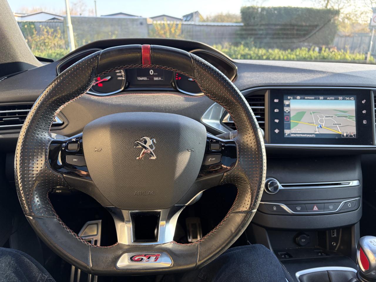 Peugeot 308 1.6e-thp GTI Sport Peugeot 308 1.6e-thp GTI Sport 270pk