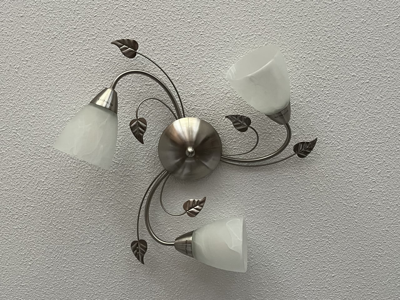 Te koop: Nieuwe Plafondlamp Lindby Yannie 3-lamps