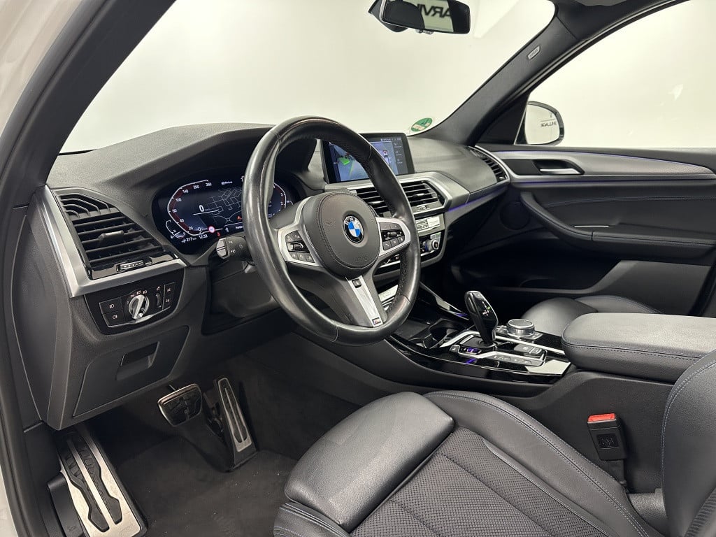 BMW X3 xdrive30e m-sport | adaptief cc. | panoramadak | 21'' |