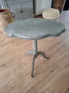 Bijzettafel