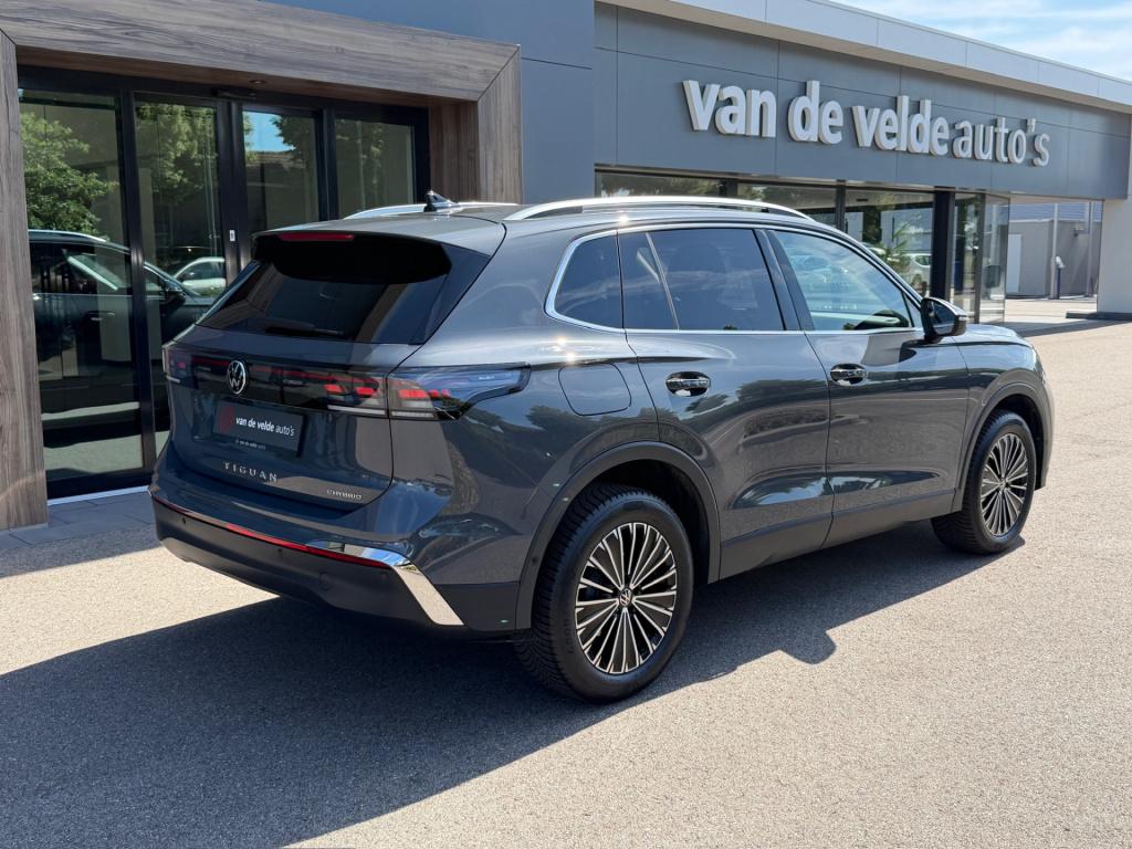 Volkswagen Tiguan 1.5 ehybrid elegance 204pk | trekhaak | all-season | dode