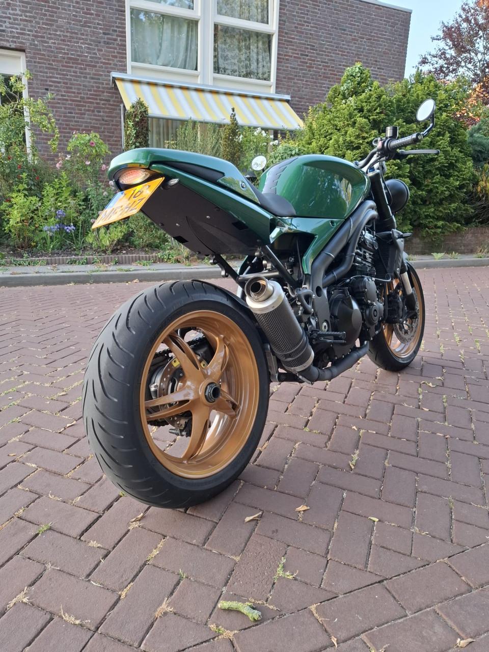 Triumph Speed Triple 1050
