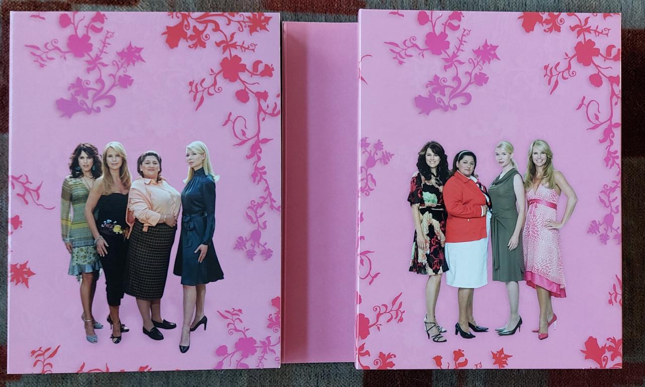 Prachtige doos met de complete serie DVD's Gooise Vrouwen