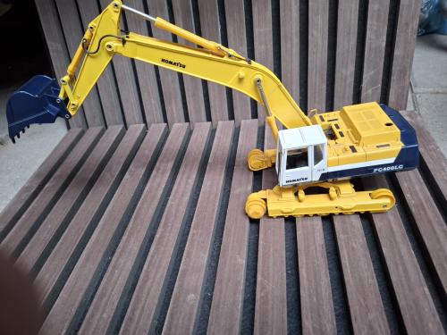 Komatsu PC400LC Graafmachine Model - Zo goed als nieuw.