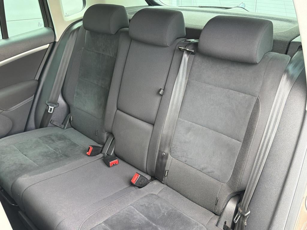 Volkswagen Tiguan 1.4 tsi sport&style | trekhaak | navi