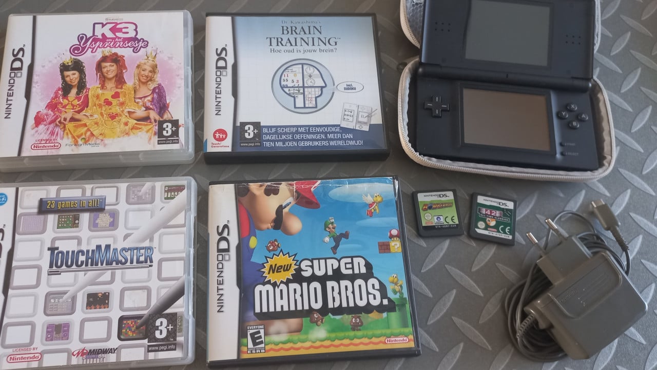 Nintendo DS met diverse spellen