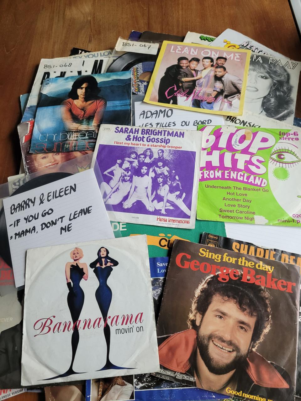 80 singles in goede staat!