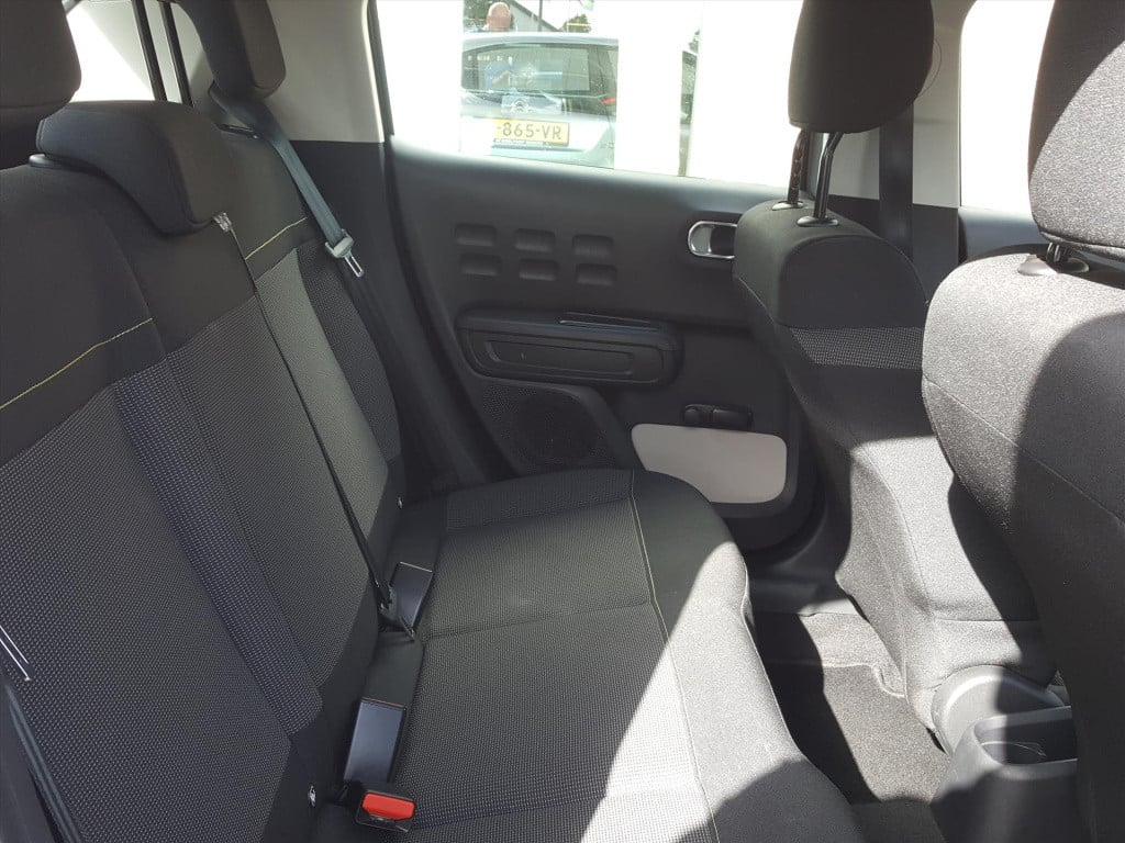 Citroen C3 1.2 puretech 83pk s&s plus navigatie | apple carplay & android a