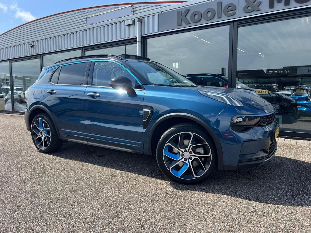 Lynk & Co 01 1.5 261pk phev 7dcth , panoramadak , adaptive cc , carplay