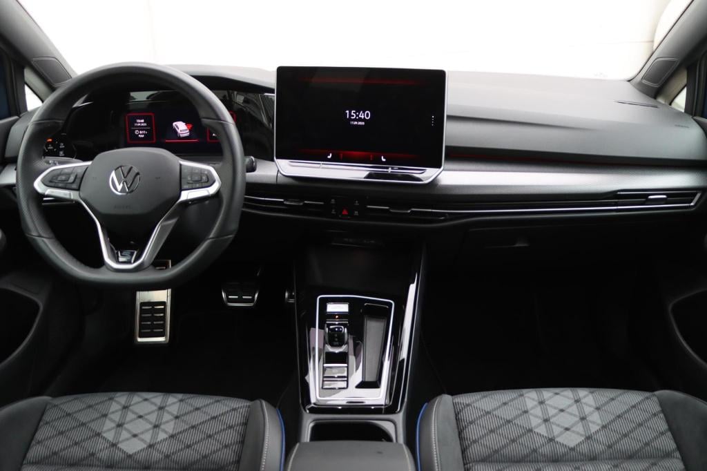 Volkswagen Golf r-line-edition 1.5 etsi 116pk dsg7