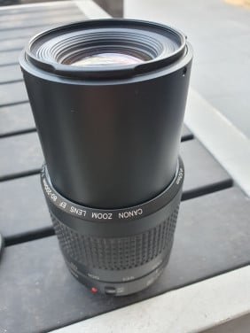 Mooie heldere Canon EF 80-200 zoom lens in goede staat...