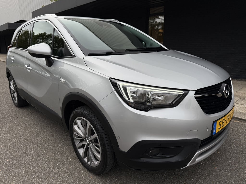 Opel Crossland X 1.2 t. innovation // 22.000km origineel nl //