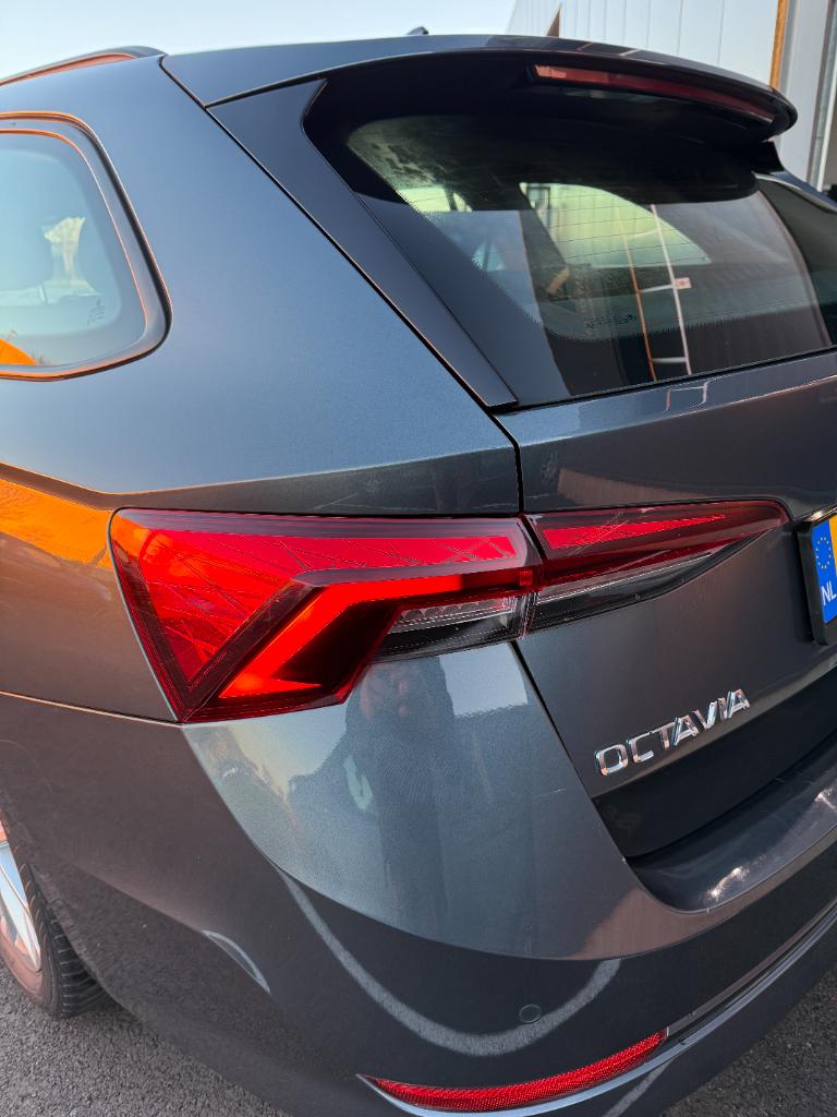 Skoda Octavia combi 1.5 tsi - first edition