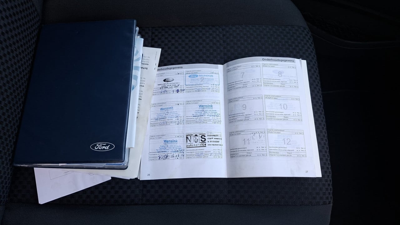 Ford C-MAX 1.8-16V Titanium Flexifuel bj:2009 airco-navigatie apk 9-2026