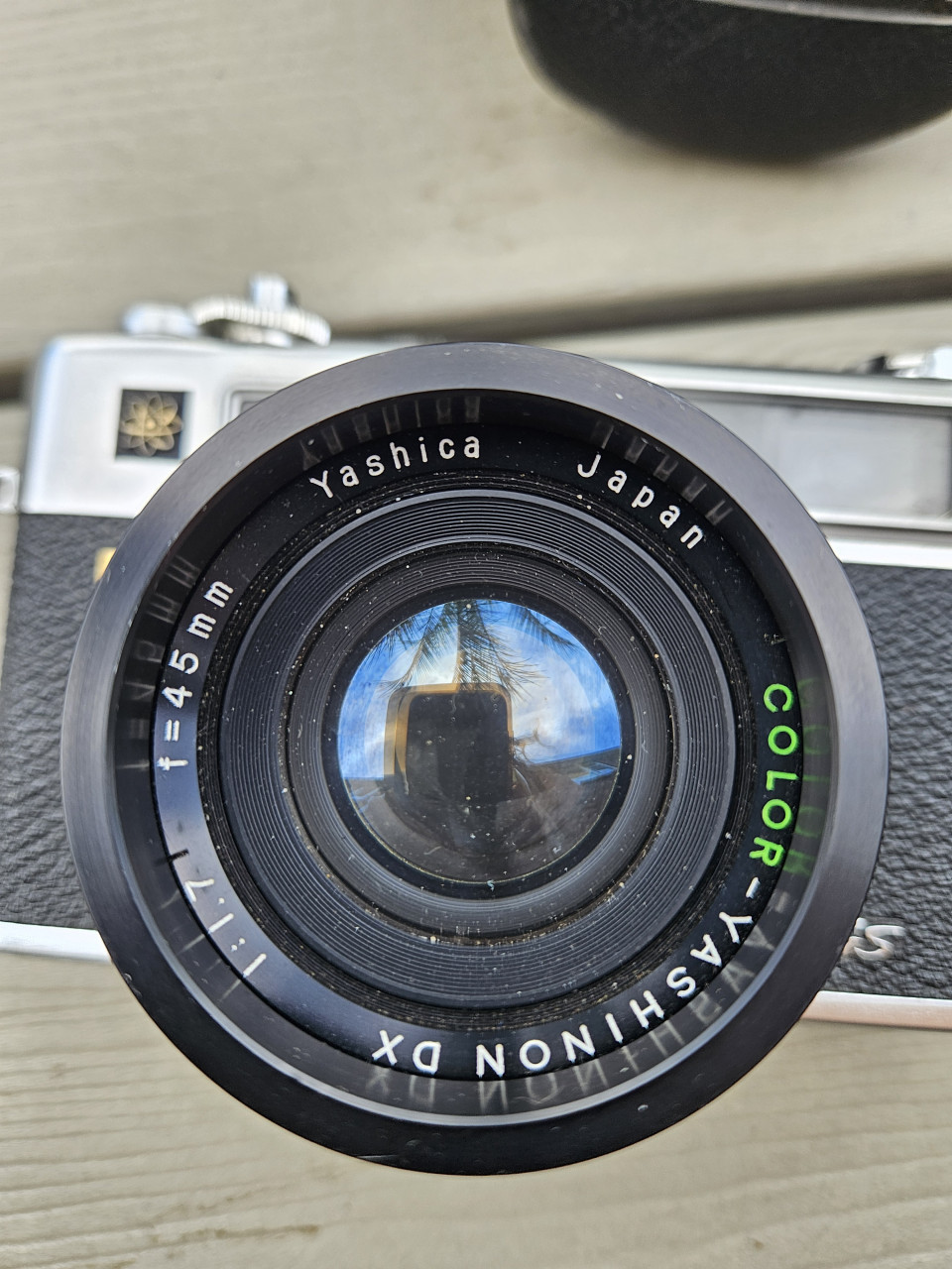 Werkende zeer nette vintage Yashica Electro 35 met originele lens...