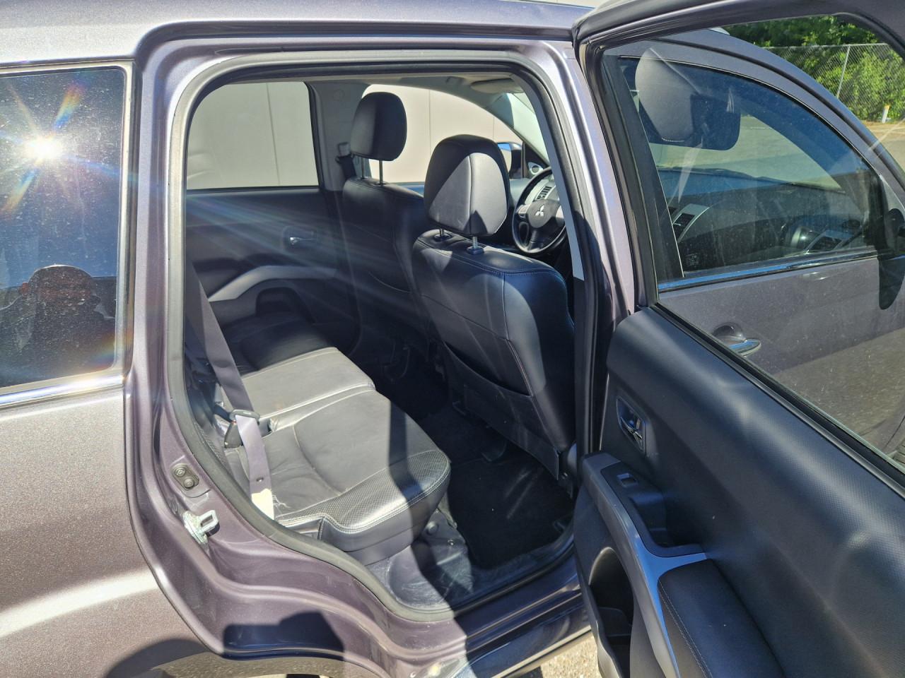 Mitsubishi OUTLANDER GLS
