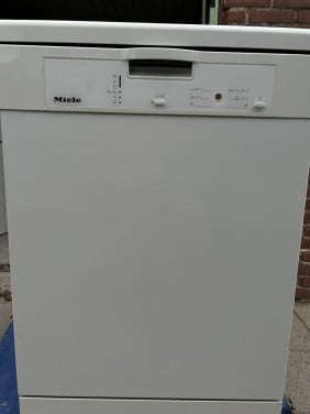 Miele vrijstaand Vaatwasser met besteklade