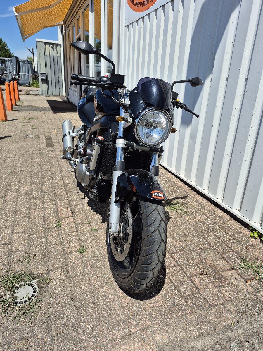 Suzuki SV1000N uit 2006, dikke naked bike