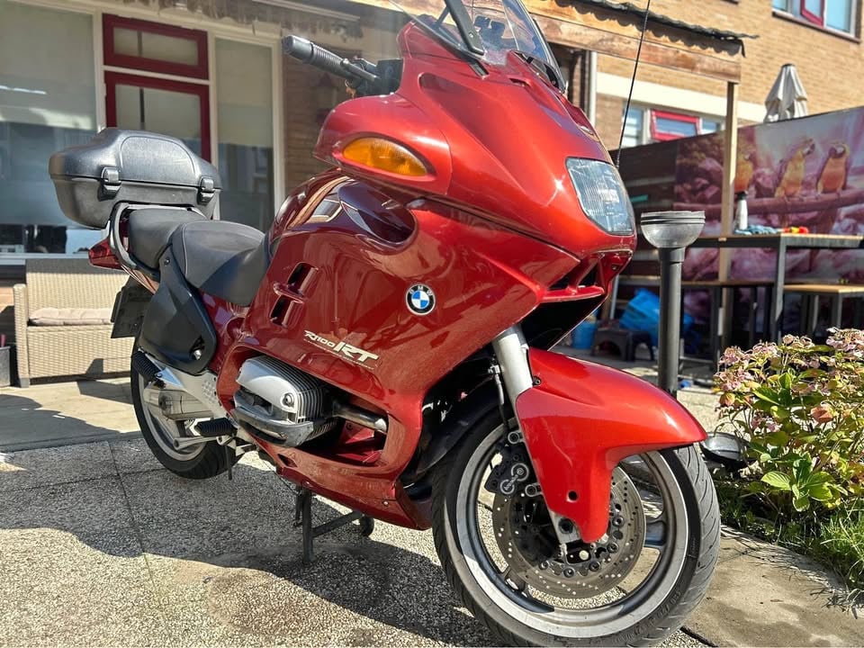 BMW R1100RT