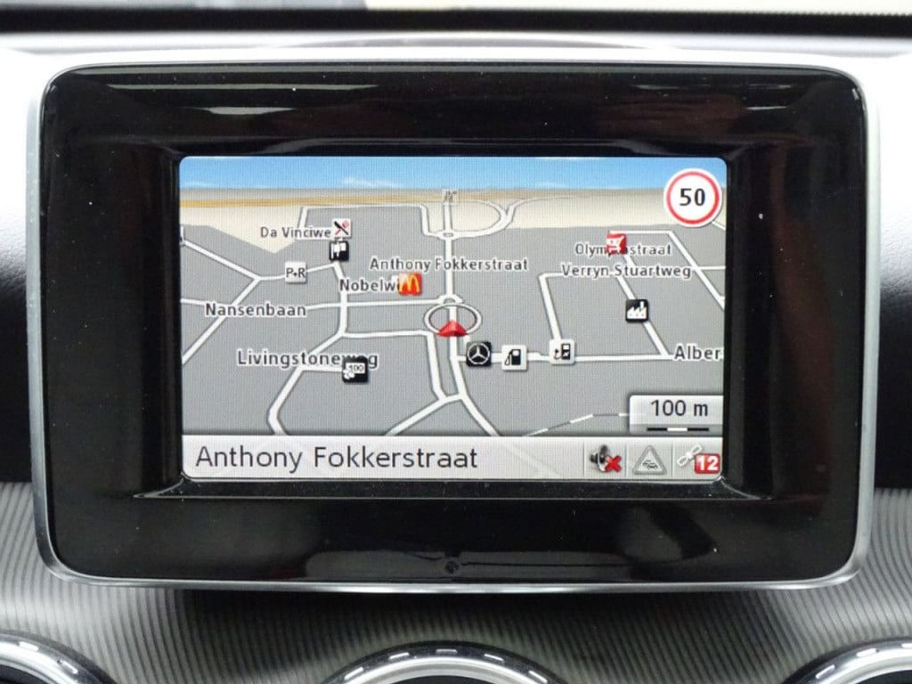 Mercedes-Benz Gla-klasse 200 prestige automaat | led | pano | el. koffer