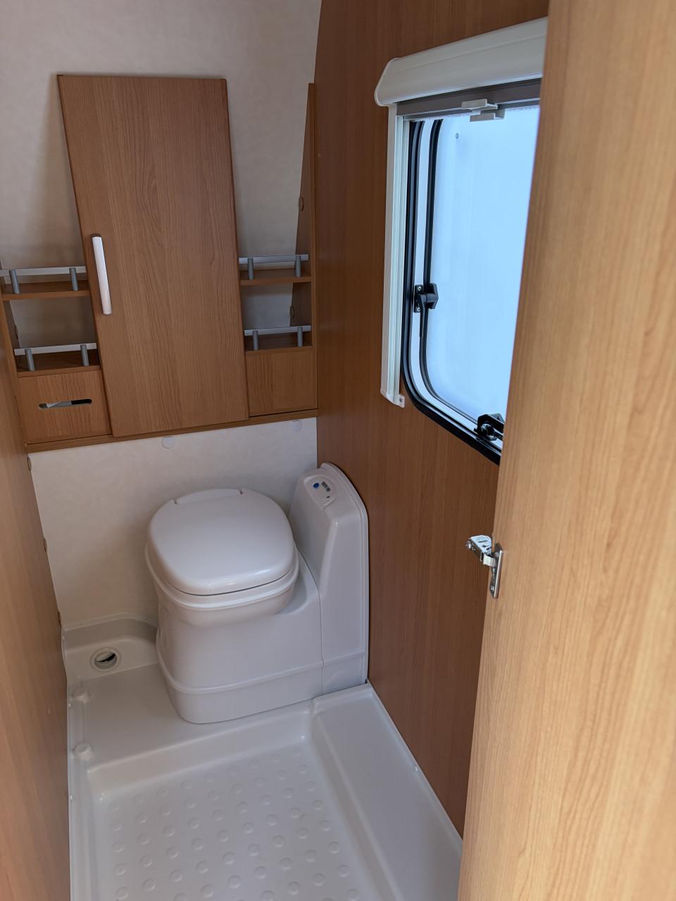 Knaus Sport Premiumline 450 FU | 2007 | Mover | voortent