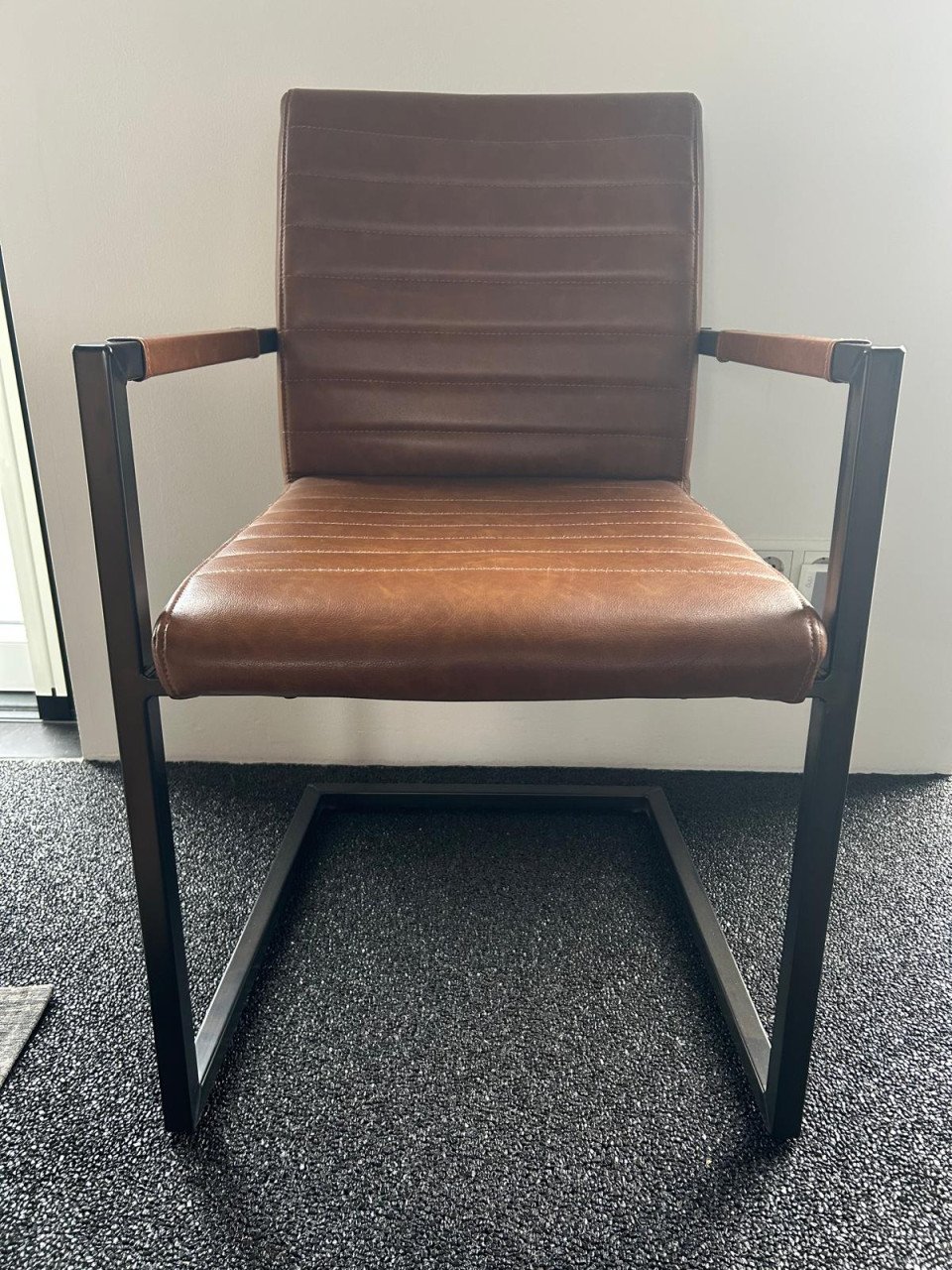 Eetkamerstoelen cognac