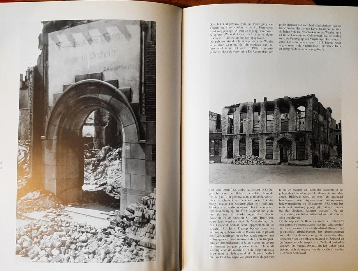 Bewogen jaren, Middelburg in de 20e eeuw, door Sijnke en Van Waarden