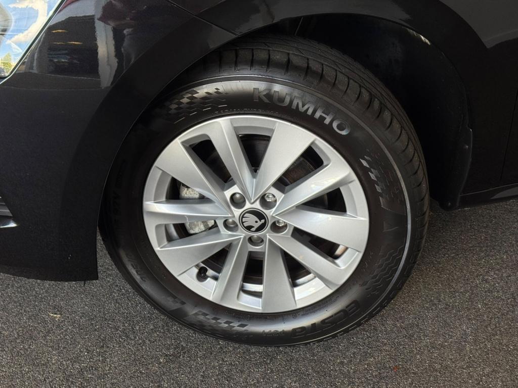 Skoda Kamiq 1.0 tsi business edition