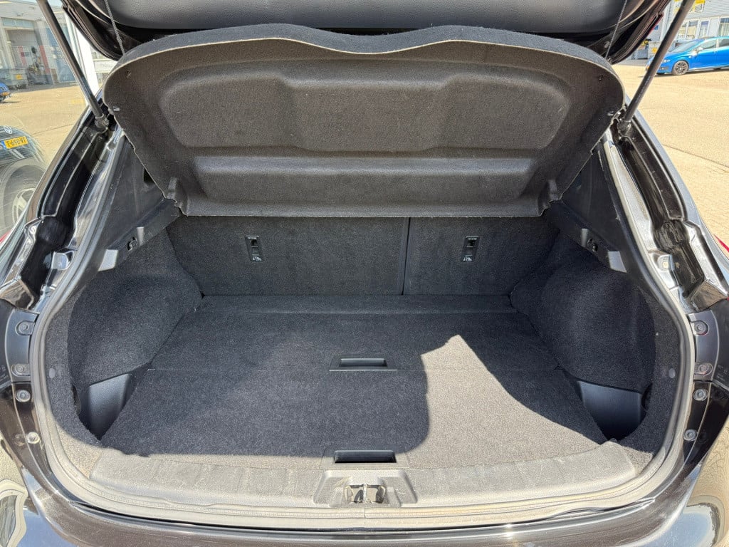Nissan Qashqai 1.2 connect edition