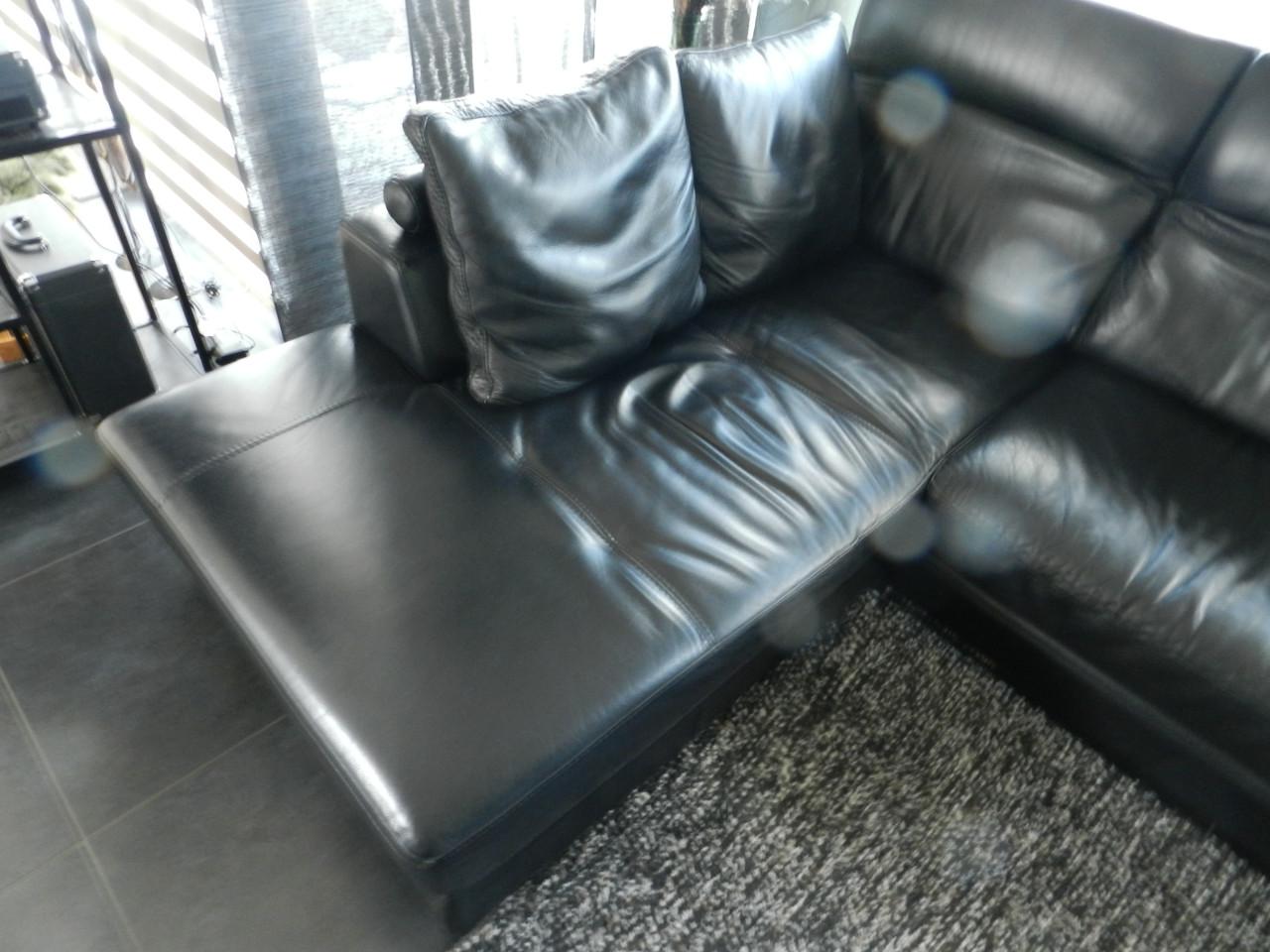 HOEKBANK MONTEL met lounge gedeelte leer