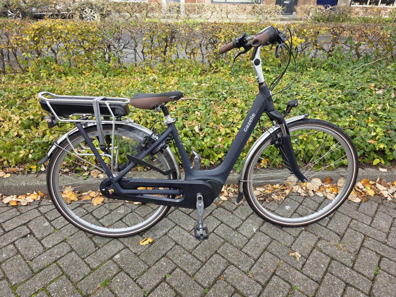 Schitterende Gazelle Orange met Bosch middenmotor