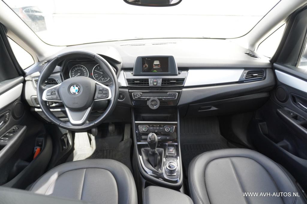 BMW 2-serie gran tourer 216d centennial high executive
