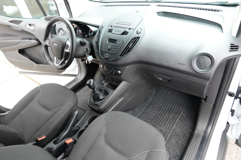 Ford Transit Courier 2022 ford transit courier gesloten bestelwagen trend, 