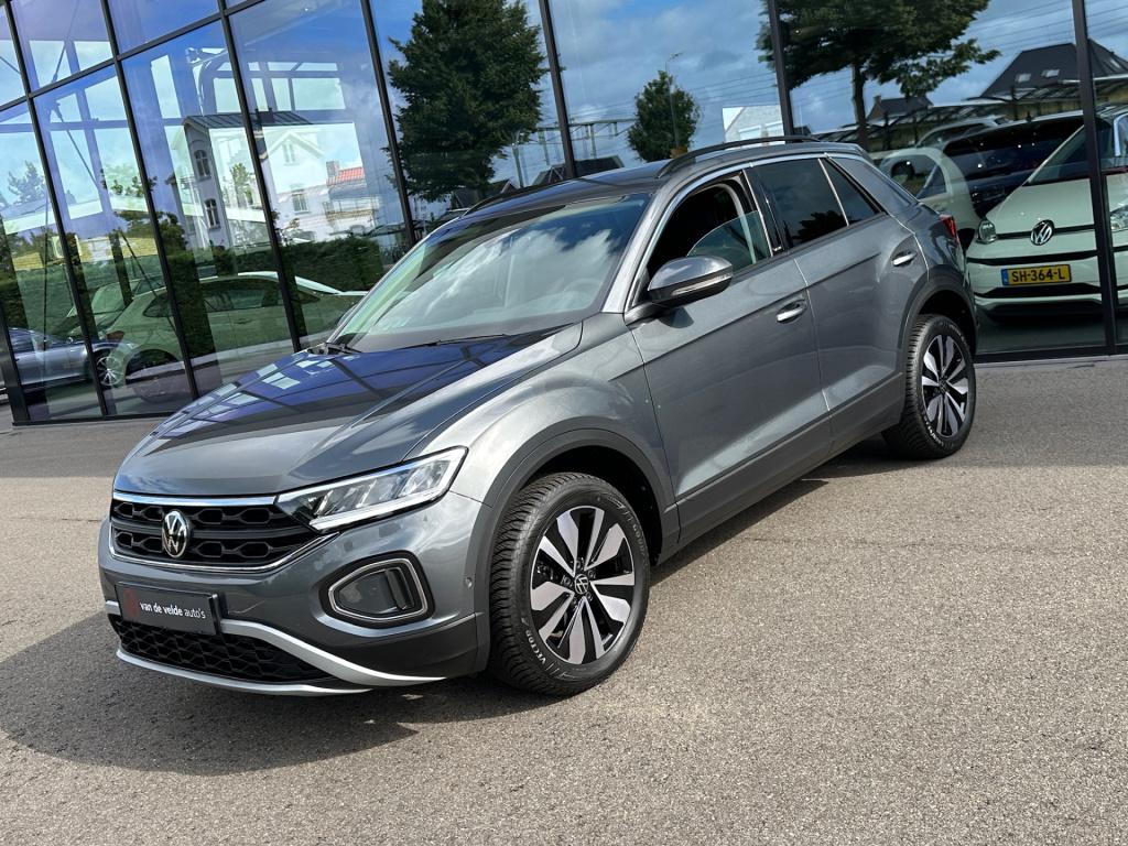 Volkswagen T-roc 1.5 tsi 150pk move | navi | carplay | stoelverwarming | ri