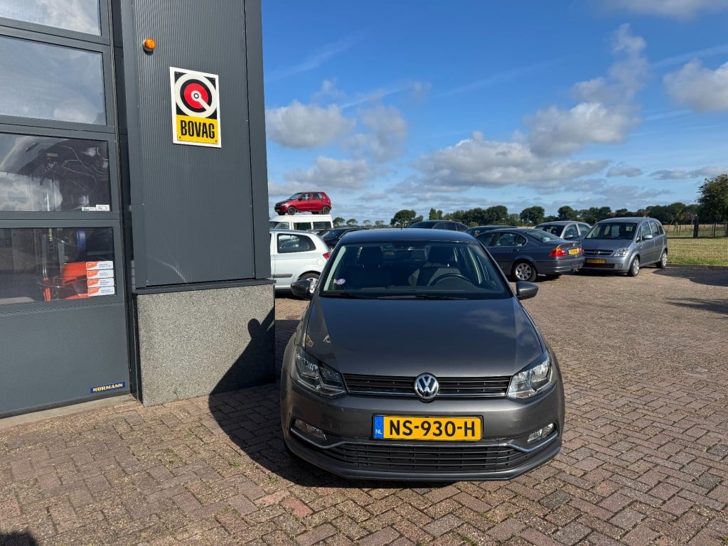 Volkswagen Polo 1.2 tsi highline
