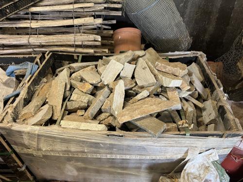 Krat Zuid-Europese naruursteenstrips